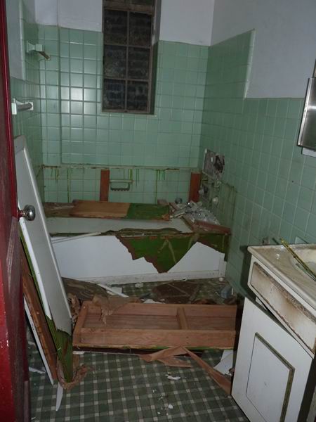 Showcase Cinemas Dearborn - From Mark Hall (newer photo)